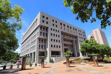 國立政治大學行政大樓外觀