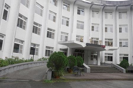 國立政治大學井塘樓外觀