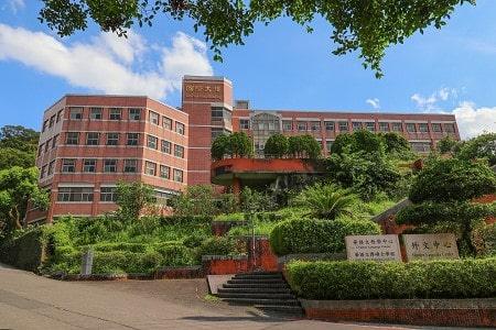 國立政治大學國際大樓外觀